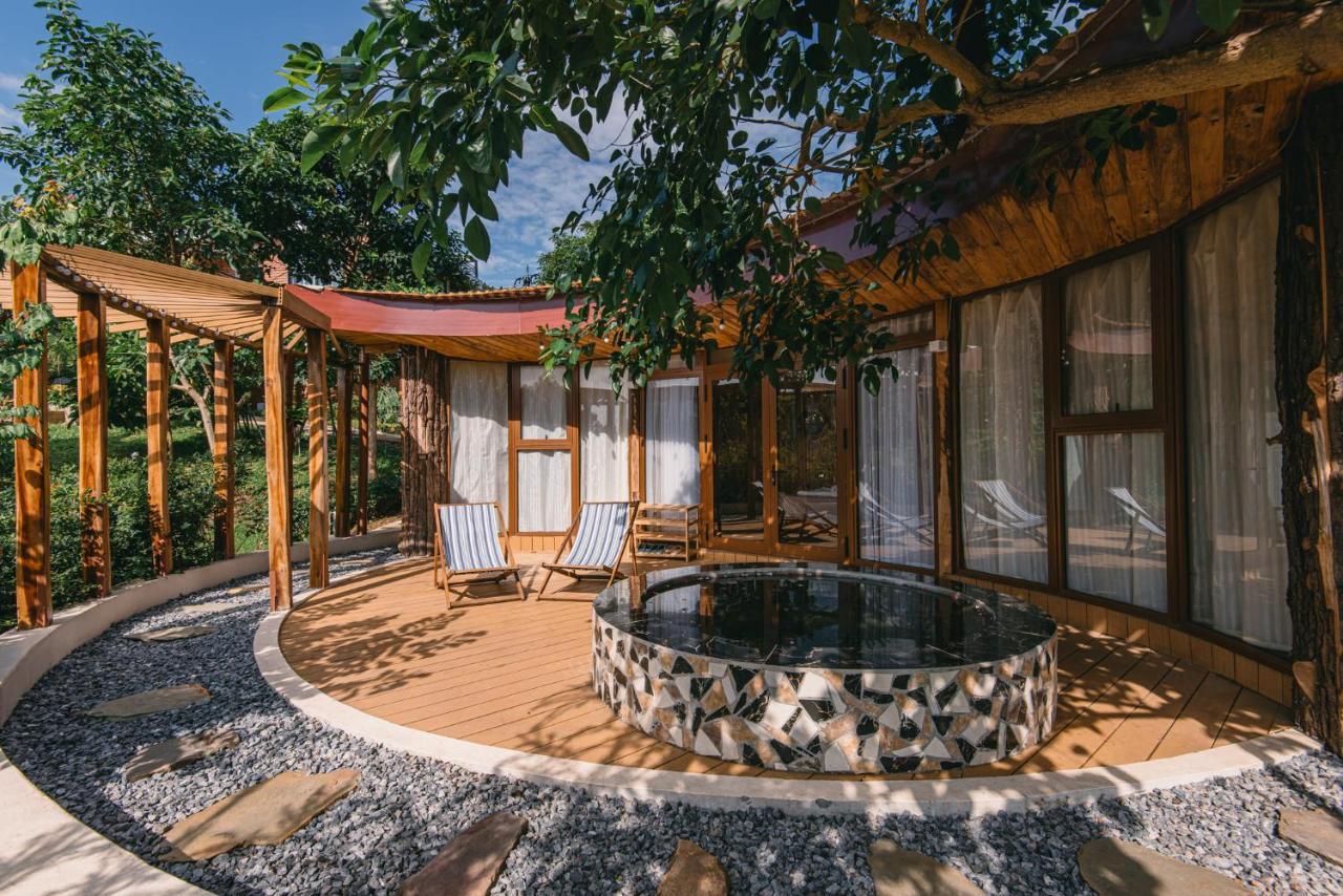 U Lesa - Nha Ben Rung Hotell Hanoi Eksteriør bilde