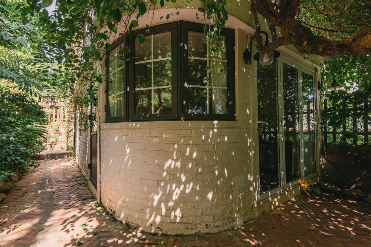 U Lesa - Nha Ben Rung Hotell Hanoi Eksteriør bilde